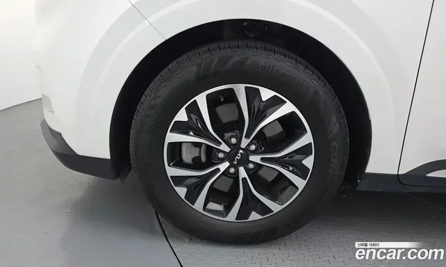 Kia Carnival 2023 3.5 автомат (гидро), миниатюра 5