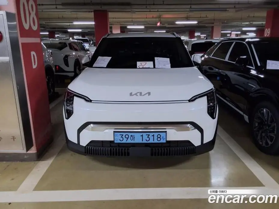 Kia EV3 2026 0.4 автомат (гидро), фото 1 Kia EV3 2026 0.4 автомат (гидро), фото 1