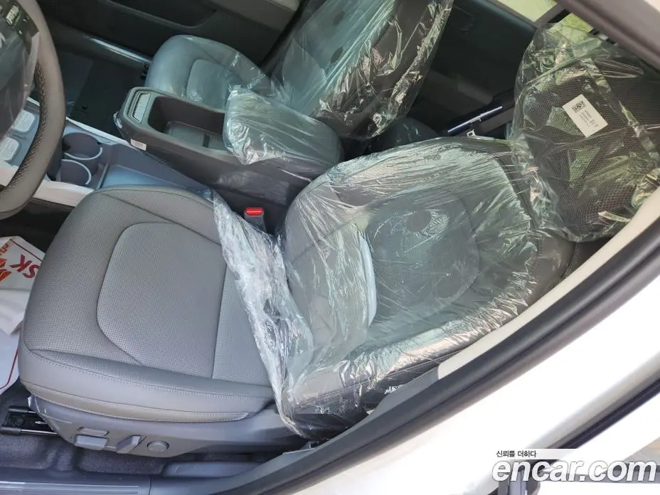 Kia EV3 2026 0.4 автомат (гидро), фото 6 Kia EV3 2026 0.4 автомат (гидро), фото 6