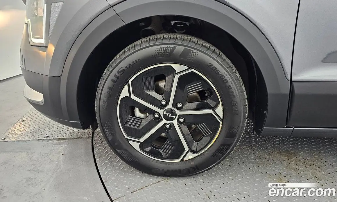 Kia Niro 2022 1.6 автомат (гидро), фото 5 Kia Niro 2022 1.6 автомат (гидро), фото 5