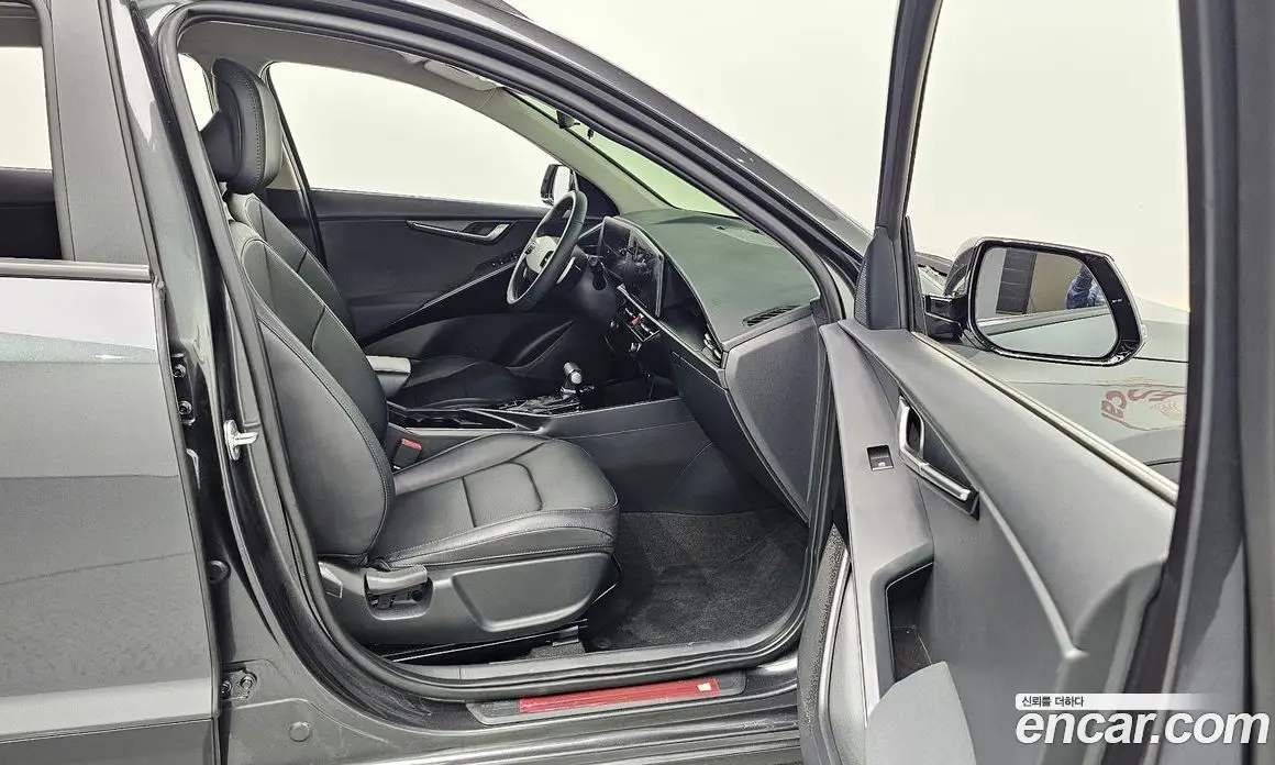 Kia Niro 2022 1.6 автомат (гидро), фото 10 Kia Niro 2022 1.6 автомат (гидро), фото 10
