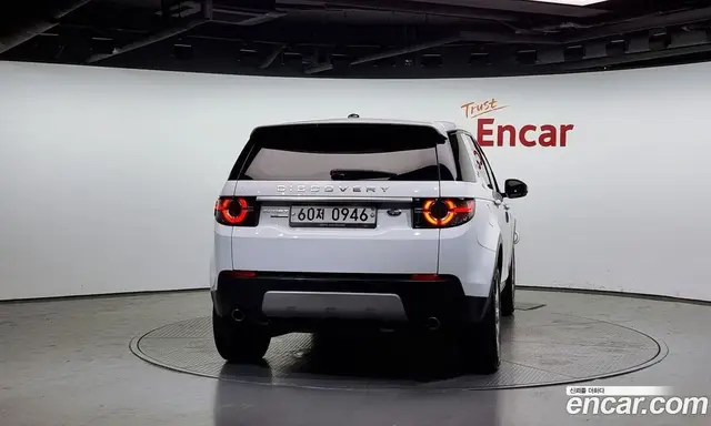 Land Rover Discovery Sport 2016 2.0 автомат (гидро), миниатюра 4