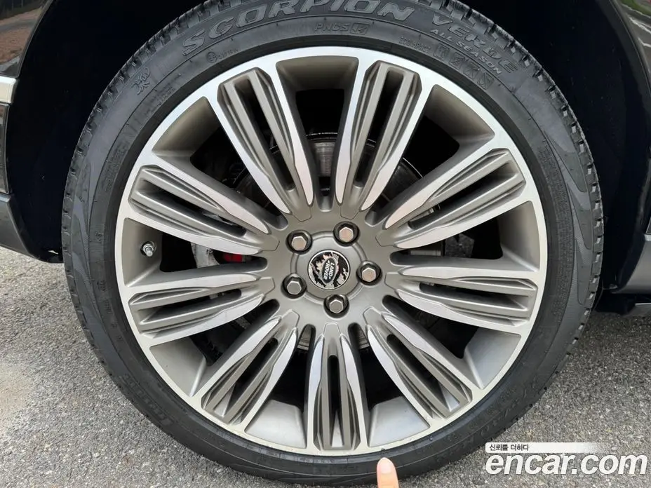 Land Rover Range Rover 2020 5.0 автомат (гидро), фото 11