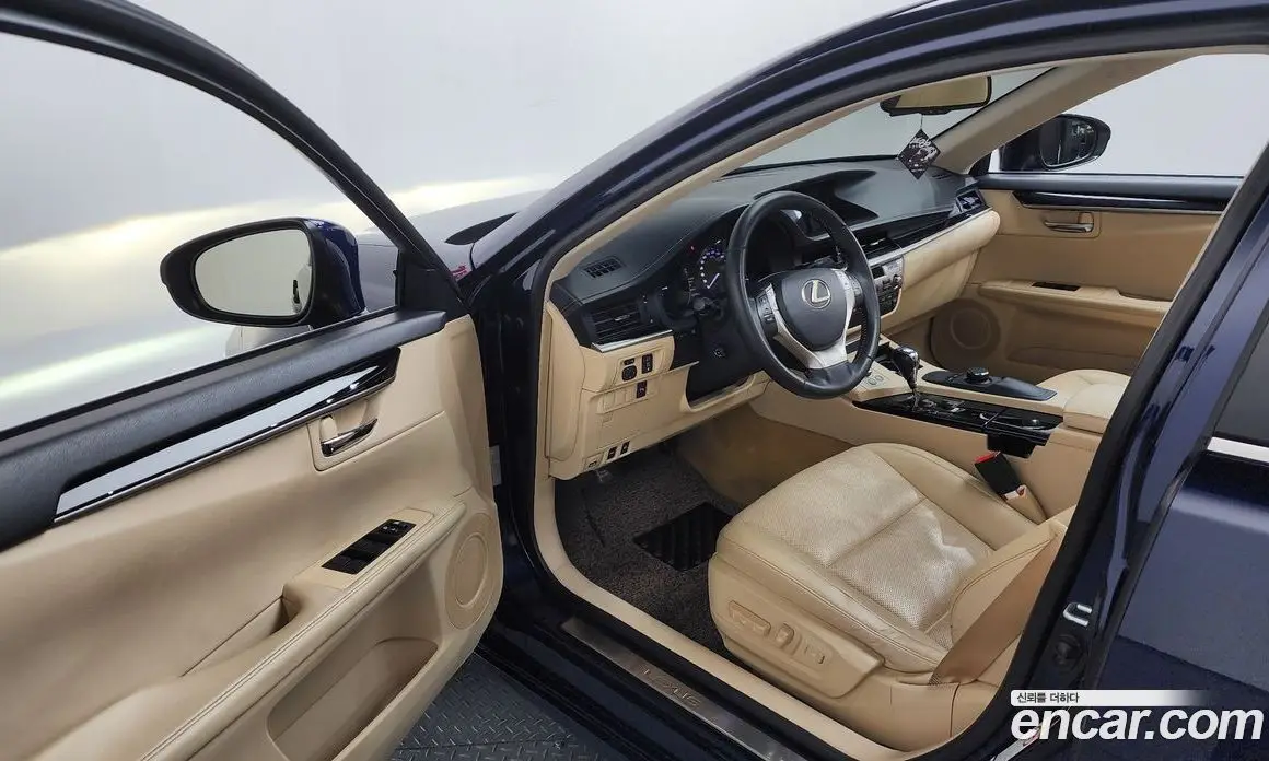 Lexus ES 2014 2.5 автомат (гидро), фото 10