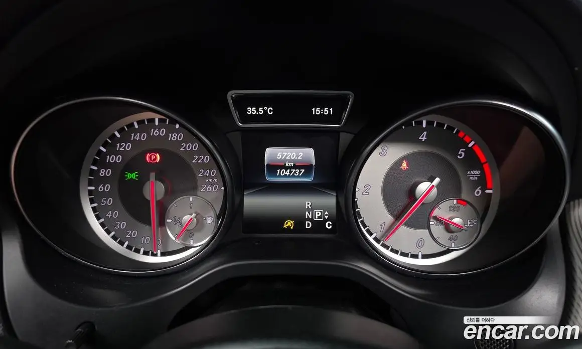 Mercedes-Benz CLA-Class 2016 2.1 автомат (гидро), фото 8 Mercedes-Benz CLA-Class 2016 2.1 автомат (гидро), фото 8