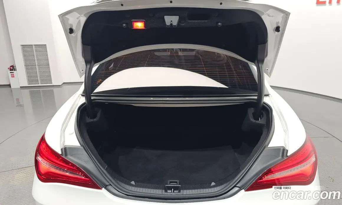 Mercedes-Benz CLA-Class 2018 2.0 автомат (гидро), фото 20