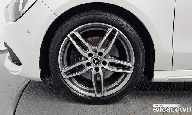 Mercedes-Benz CLA-Class 2018 2.0 автомат (гидро), миниатюра 5