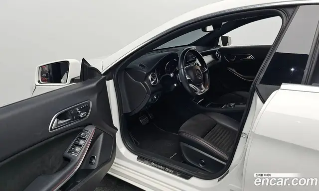 Mercedes-Benz CLA-Class 2018 2.0 автомат (гидро), миниатюра 10