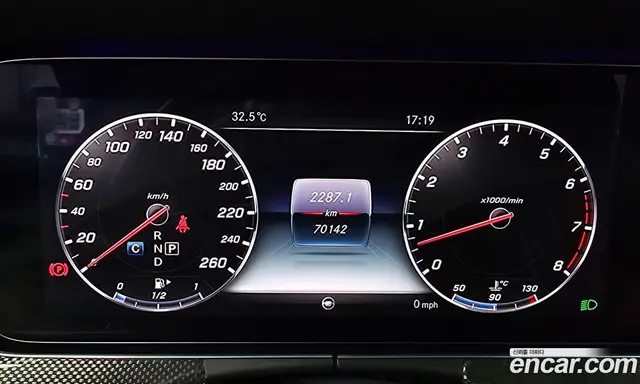 Mercedes-Benz E-Class 2017 3.0 автомат (гидро), миниатюра 8