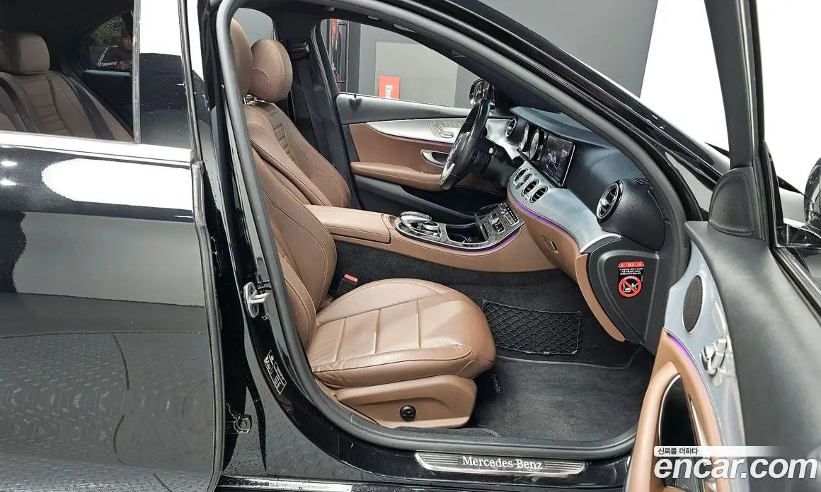 Mercedes-Benz E-Class 2019 2.0 автомат (гидро), фото 11 Mercedes-Benz E-Class 2019 2.0 автомат (гидро), фото 11