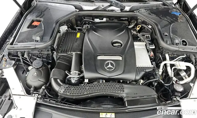 Mercedes-Benz E-Class 2019 2.0 автомат (гидро), миниатюра 6 Mercedes-Benz E-Class 2019 2.0 автомат (гидро), миниатюра 6
