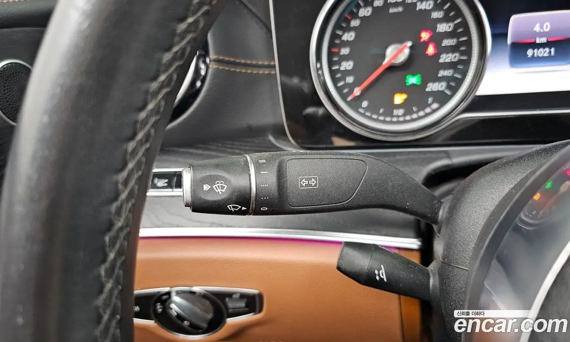 Mercedes-Benz E-Class 2019 1.9 автомат (гидро), фото 18