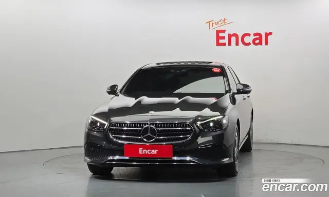Mercedes-Benz E-Class 2021 2.0 автомат (гидро), миниатюра 3 Mercedes-Benz E-Class 2021 2.0 автомат (гидро), миниатюра 3