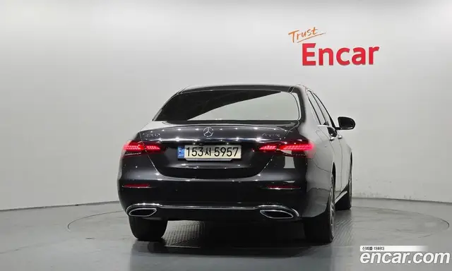Mercedes-Benz E-Class 2021 2.0 автомат (гидро), миниатюра 4 Mercedes-Benz E-Class 2021 2.0 автомат (гидро), миниатюра 4