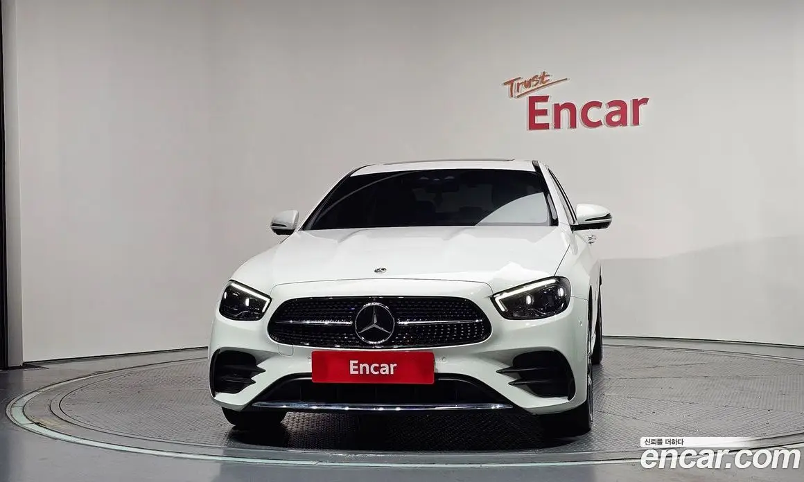 Mercedes-Benz E-Class 2023 1.9 автомат (гидро), фото 3