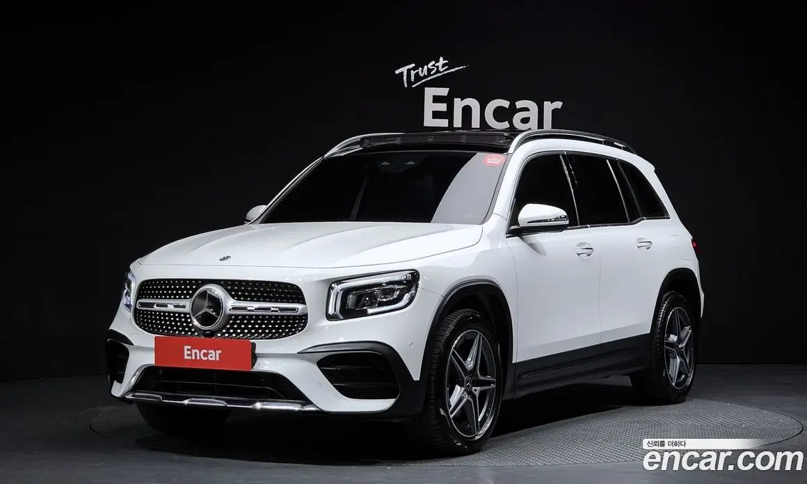 Mercedes-Benz GLB-Class 2022 2.0 автомат (гидро), фото 1 Mercedes-Benz GLB-Class 2022 2.0 автомат (гидро), фото 1