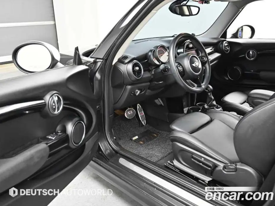 Mini Cooper 2015 1.5 автомат (гидро), фото 11 Mini Cooper 2015 1.5 автомат (гидро), фото 11