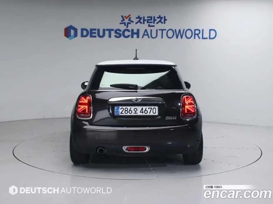 Mini Cooper 2015 1.5 автомат (гидро), фото 4 Mini Cooper 2015 1.5 автомат (гидро), фото 4