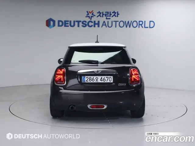 Mini Cooper 2015 1.5 автомат (гидро), миниатюра 4 Mini Cooper 2015 1.5 автомат (гидро), миниатюра 4