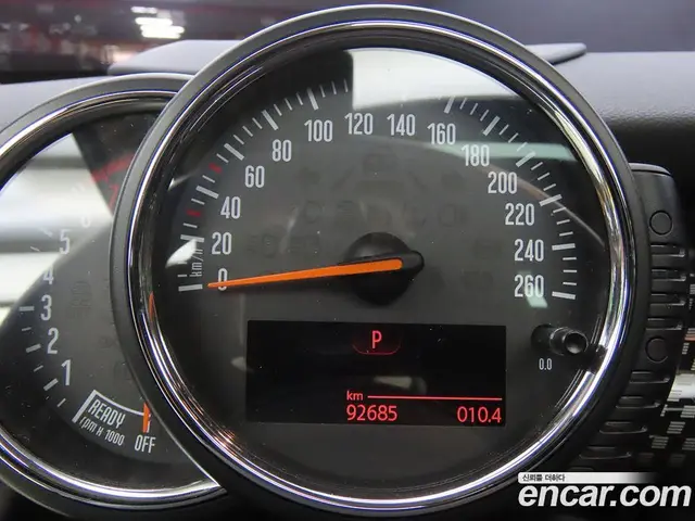 Mini Cooper 2015 2.0 автомат (гидро), миниатюра 11