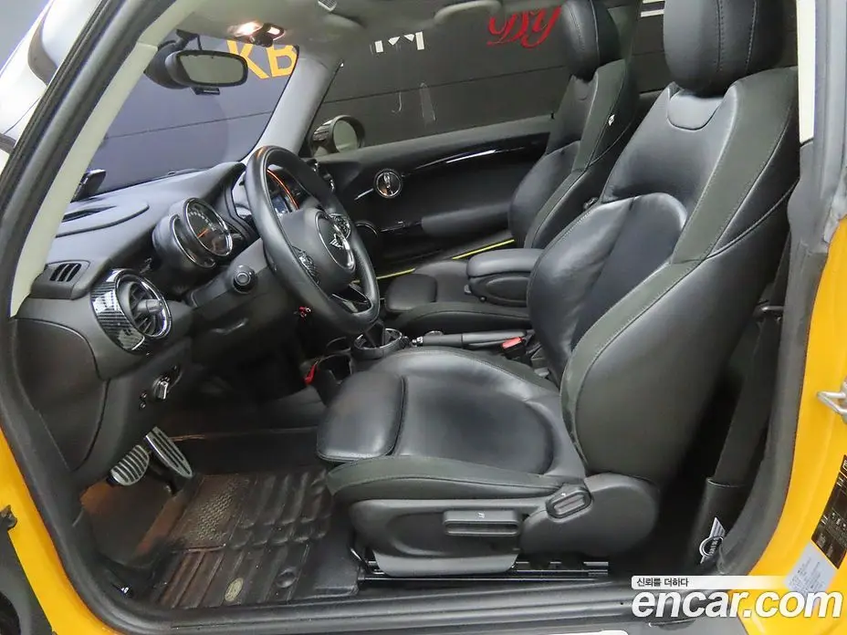 Mini Cooper 2015 2.0 автомат (гидро), фото 6