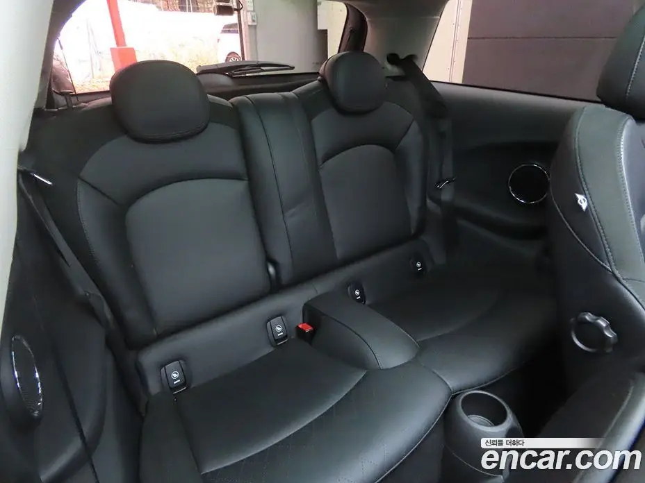 Mini Cooper 2015 2.0 автомат (гидро), фото 8