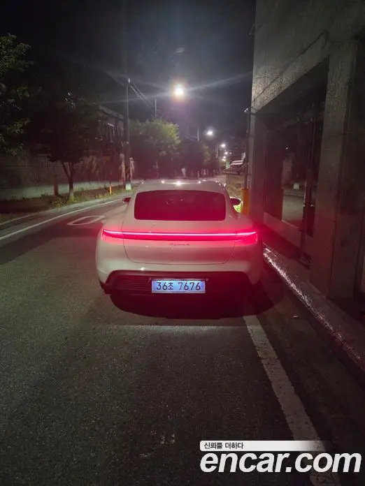 Porsche Taycan 2025 автомат (гидро), фото 4 Porsche Taycan 2025 автомат (гидро), фото 4