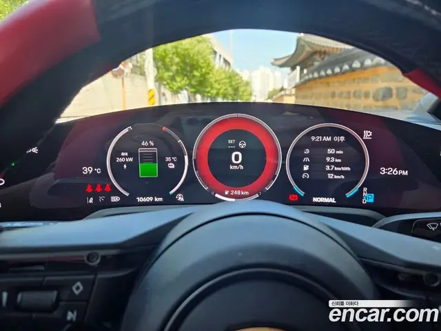 Porsche Taycan 2025 автомат (гидро), миниатюра 8 Porsche Taycan 2025 автомат (гидро), миниатюра 8