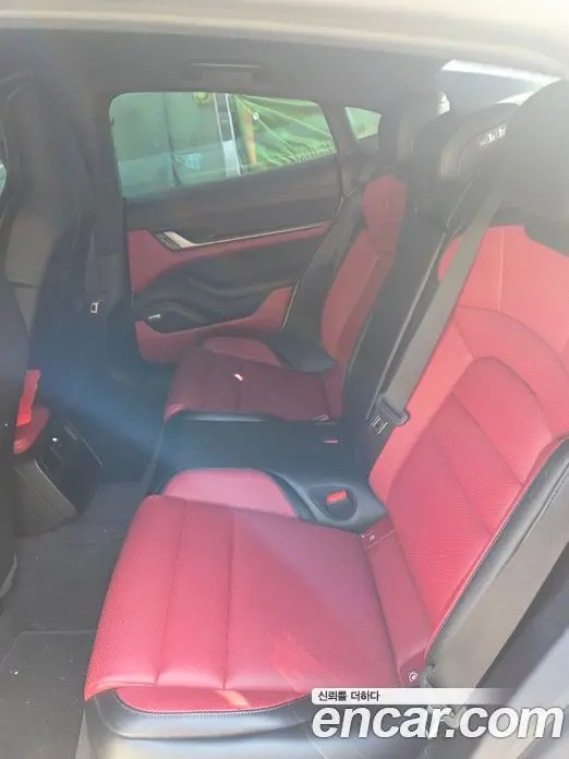 Porsche Taycan 2025 автомат (гидро), миниатюра 9 Porsche Taycan 2025 автомат (гидро), миниатюра 9