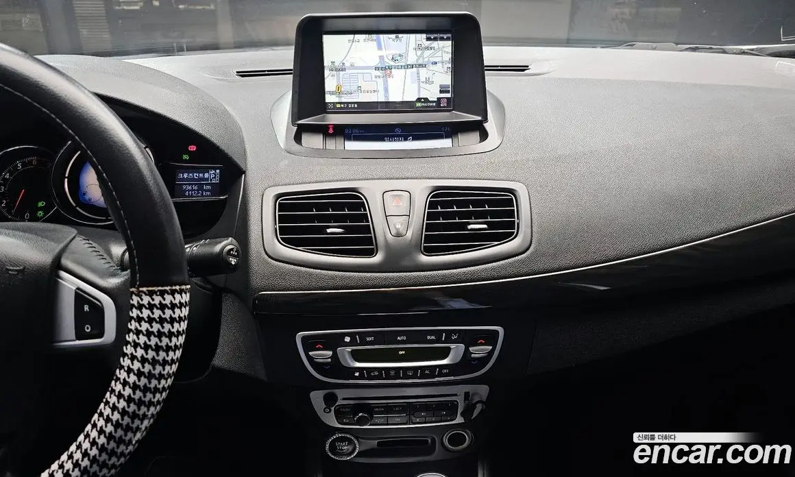 Renault (Samsung) SM3 2013 1.6 автомат (гидро), фото 14 Renault (Samsung) SM3 2013 1.6 автомат (гидро), фото 14