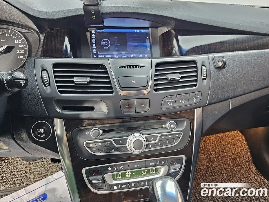 Renault (Samsung) SM5 2010 2.0 автомат (гидро), фото 11 Renault (Samsung) SM5 2010 2.0 автомат (гидро), фото 11