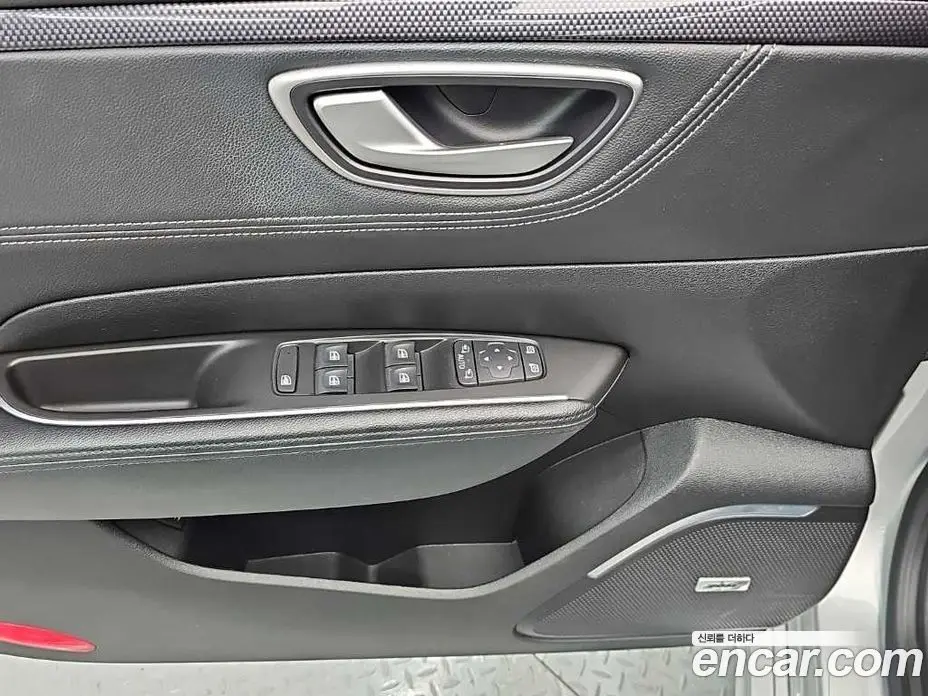 Renault (Samsung) SM6 2016 2.0 автомат (гидро), фото 16 Renault (Samsung) SM6 2016 2.0 автомат (гидро), фото 16