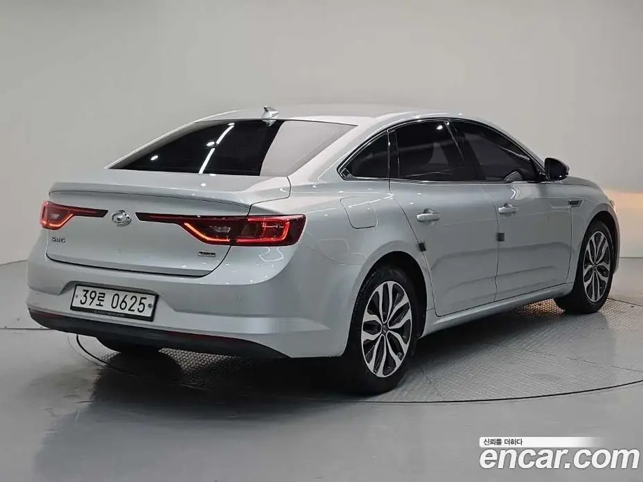 Renault (Samsung) SM6 2016 2.0 автомат (гидро), фото 4 Renault (Samsung) SM6 2016 2.0 автомат (гидро), фото 4