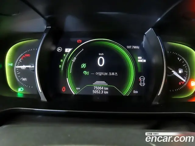 Renault (Samsung) SM6 2016 1.6 автомат (гидро), миниатюра 9 Renault (Samsung) SM6 2016 1.6 автомат (гидро), миниатюра 9