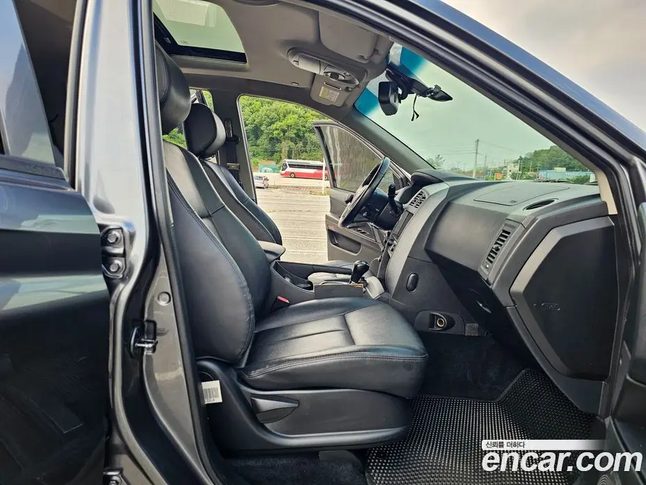 SsangYong Korando 2015 2.0 автомат (гидро), фото 12