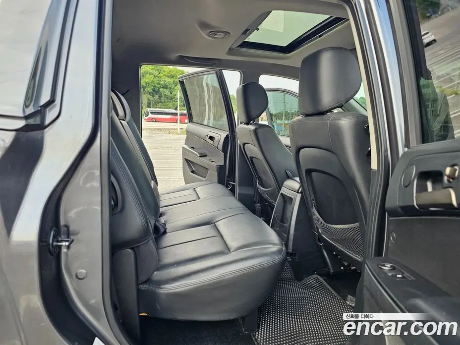 SsangYong Korando 2015 2.0 автомат (гидро), фото 13