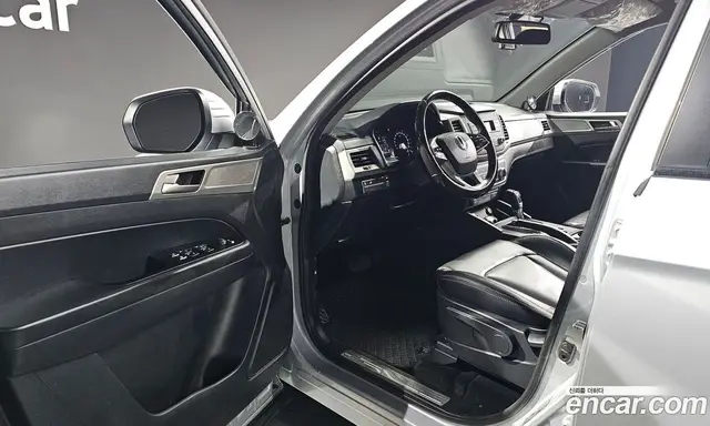 SsangYong Rexton 2018 2.2 автомат (гидро), миниатюра 10 SsangYong Rexton 2018 2.2 автомат (гидро), миниатюра 10