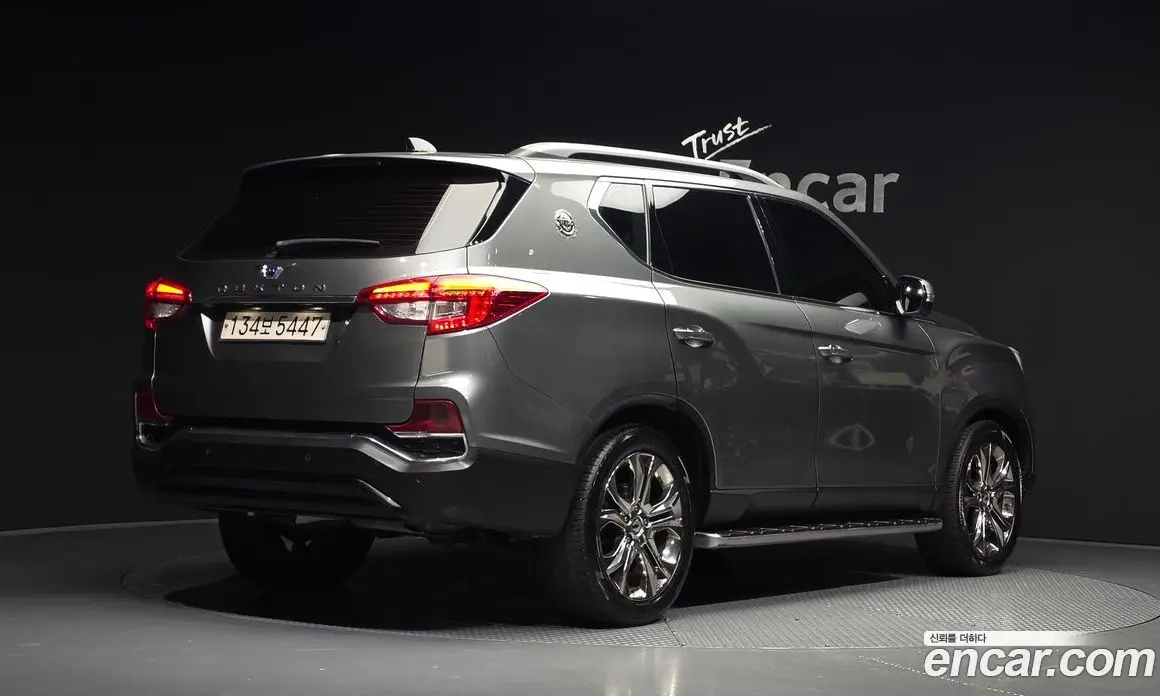 SsangYong Rexton 2018 2.2 автомат (гидро), фото 2 SsangYong Rexton 2018 2.2 автомат (гидро), фото 2