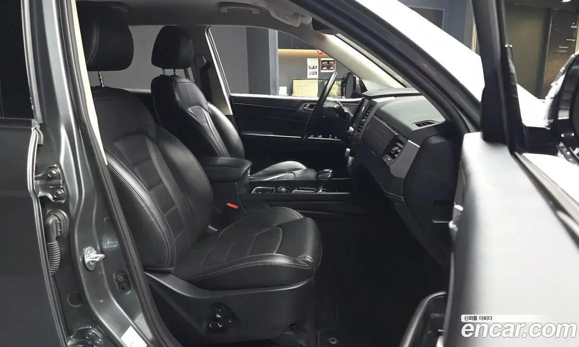SsangYong Rexton 2018 2.2 автомат (гидро), фото 11 SsangYong Rexton 2018 2.2 автомат (гидро), фото 11