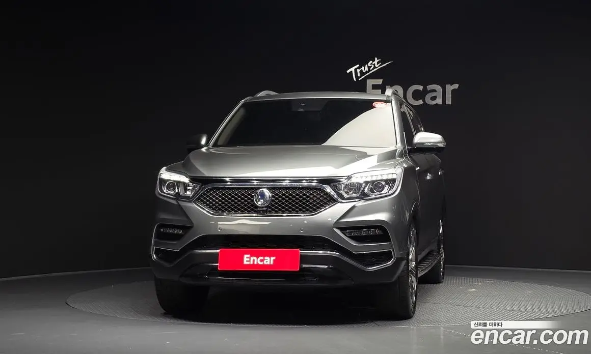 SsangYong Rexton 2018 2.2 автомат (гидро), фото 3 SsangYong Rexton 2018 2.2 автомат (гидро), фото 3