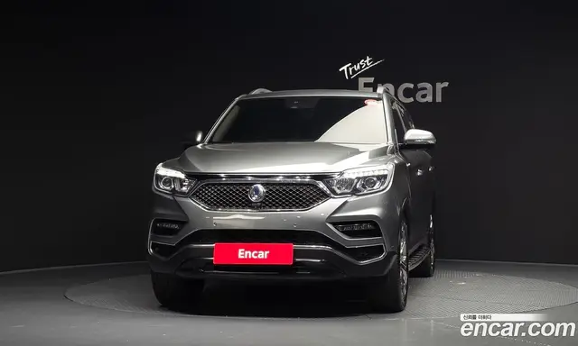 SsangYong Rexton 2018 2.2 автомат (гидро), миниатюра 3 SsangYong Rexton 2018 2.2 автомат (гидро), миниатюра 3