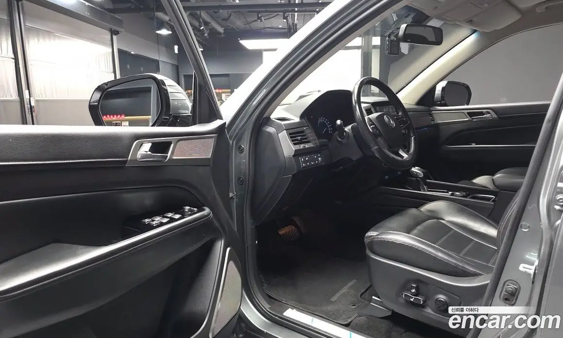 SsangYong Rexton 2018 2.2 автомат (гидро), фото 10 SsangYong Rexton 2018 2.2 автомат (гидро), фото 10