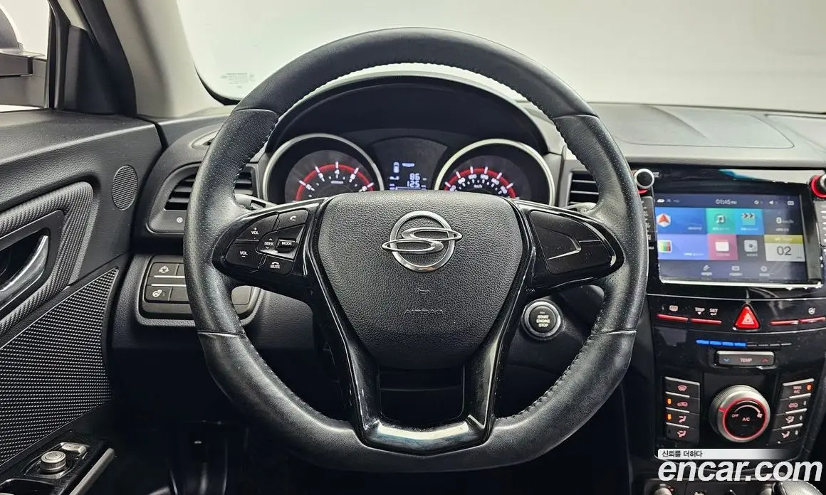 SsangYong TIBOLI 2017 1.6 автомат (гидро), фото 13