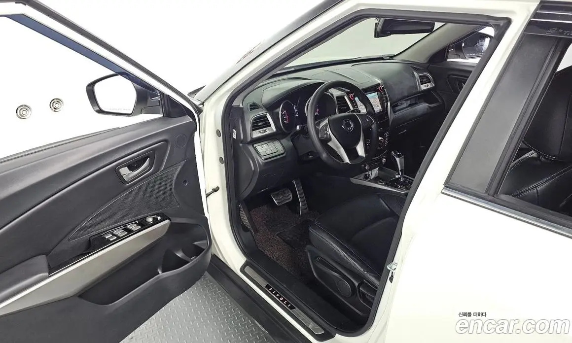 SsangYong TIBOLI 2017 1.6 автомат (гидро), фото 11