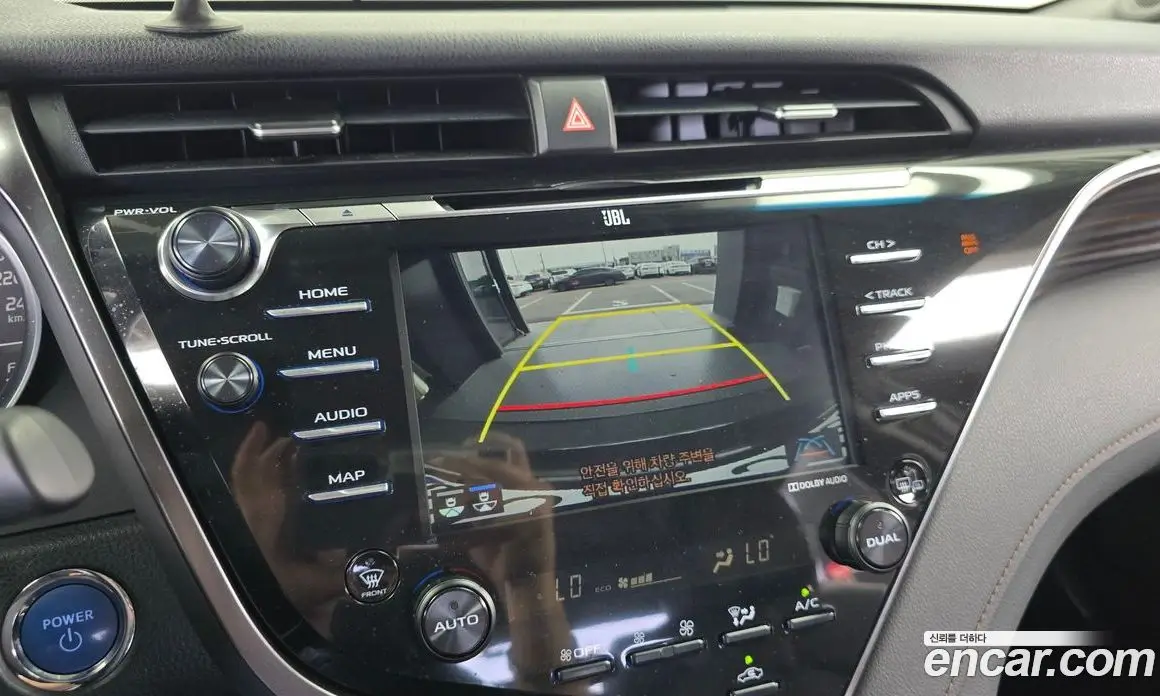 Toyota Camry 2017 2.5 автомат (гидро), фото 15
