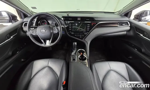 Toyota Camry 2017 2.5 автомат (гидро), миниатюра 7