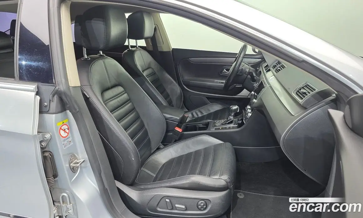 Volkswagen CC 2012 2.0 автомат (гидро), фото 11 Volkswagen CC 2012 2.0 автомат (гидро), фото 11