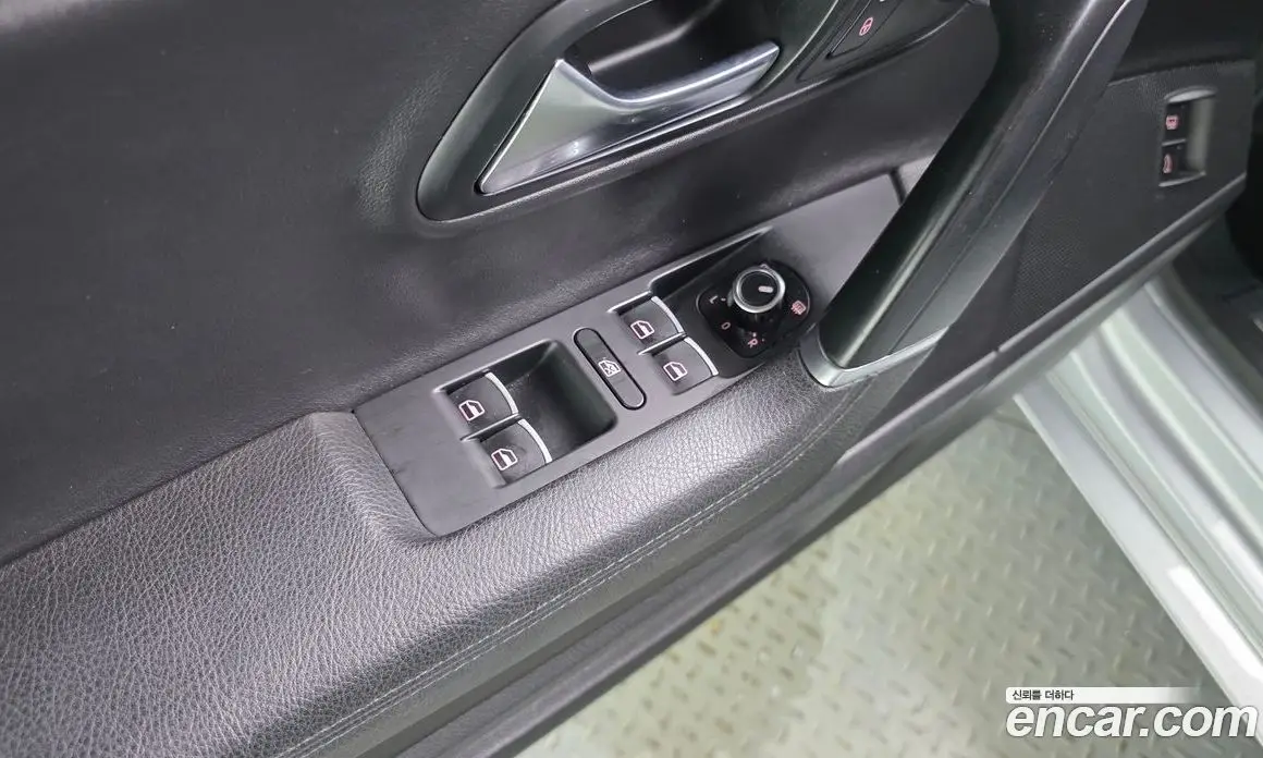 Volkswagen CC 2012 2.0 автомат (гидро), фото 17 Volkswagen CC 2012 2.0 автомат (гидро), фото 17