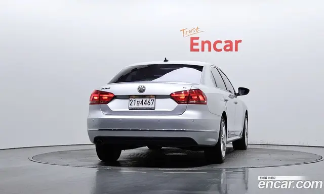 Volkswagen Passat 2013 2.0 автомат (гидро), миниатюра 4 Volkswagen Passat 2013 2.0 автомат (гидро), миниатюра 4