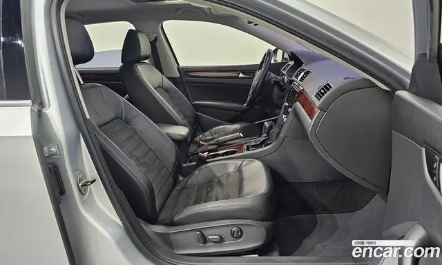Volkswagen Passat 2013 2.0 автомат (гидро), миниатюра 10 Volkswagen Passat 2013 2.0 автомат (гидро), миниатюра 10